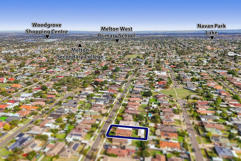 Photo - 10 Frobisher Street, Melton VIC 3337 - Image 18