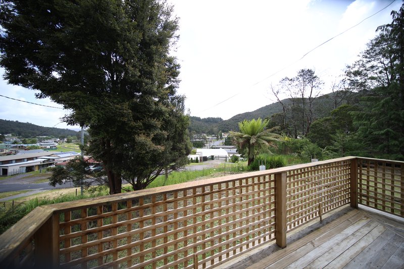 Photo - 10 Fysh Street, Queenstown TAS 7467 - Image 9