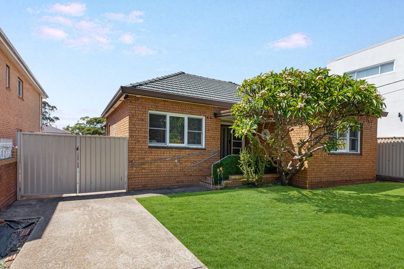 10 Gallipoli Street, Condell Park NSW 2200