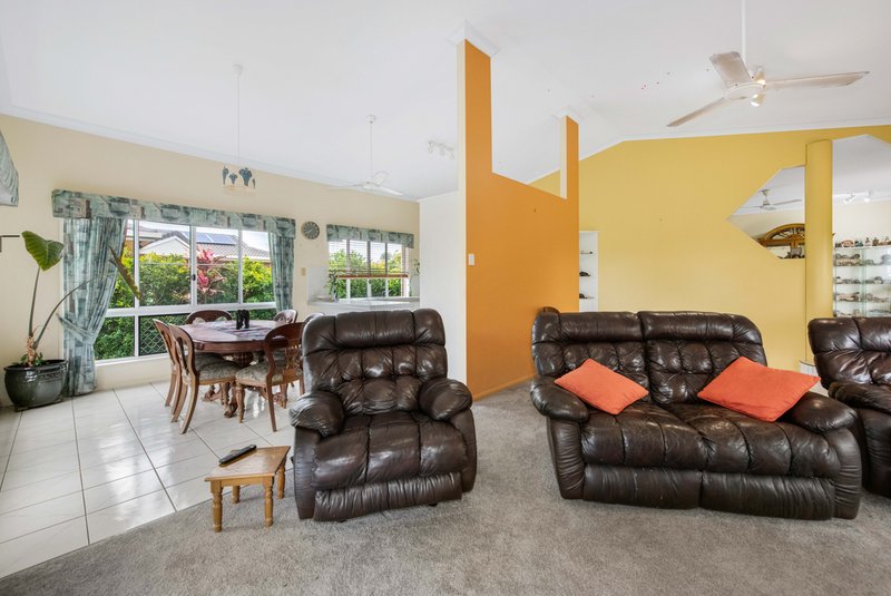 Photo - 10 Galvin Street, Beaconsfield QLD 4740 - Image 4