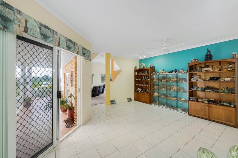 Photo - 10 Galvin Street, Beaconsfield QLD 4740 - Image 16