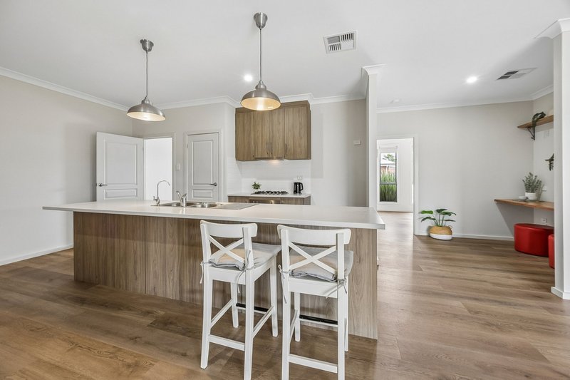 Photo - 10 Galway Avenue, Murray Bridge SA 5253 - Image 8