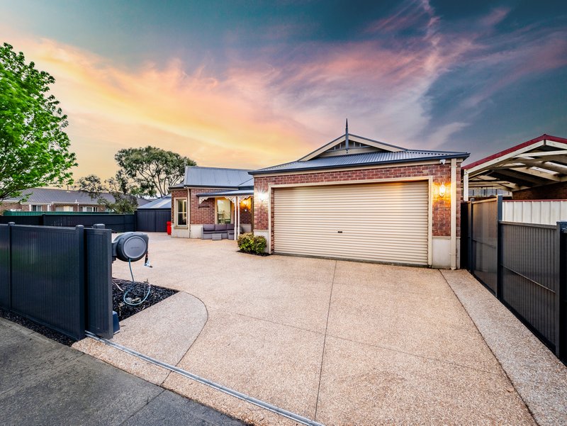 10 Galway Place, Cranbourne VIC 3977