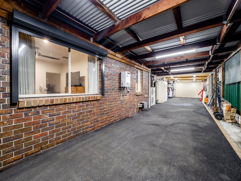 Photo - 10 Galway Place, Cranbourne VIC 3977 - Image 30