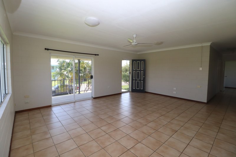 Photo - 10 Garbutt Street, Ingham QLD 4850 - Image 5