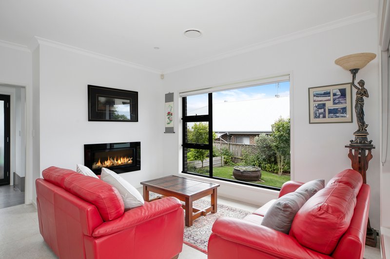 Photo - 10 Garran Avenue, Renwick NSW 2575 - Image 5