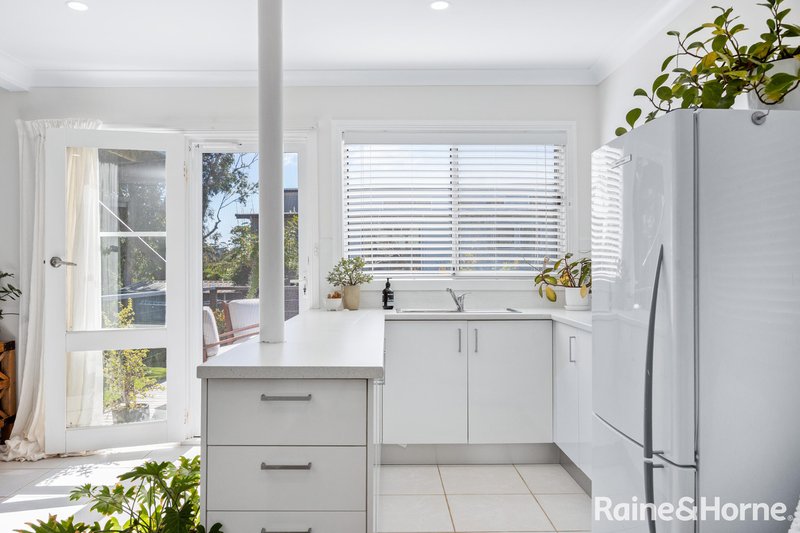 Photo - 10 Garside Road, Mollymook Beach NSW 2539 - Image 21