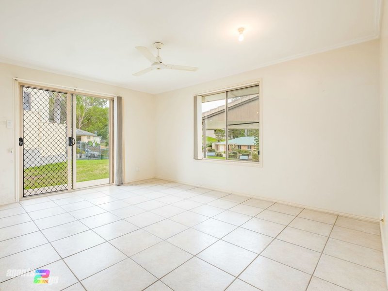 Photo - 10 Gene Court, Victory Heights QLD 4570 - Image 3