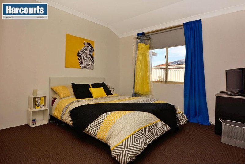 Photo - 10 Geoff Russell Avenue, Kinross WA 6028 - Image 9