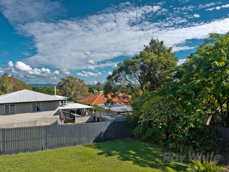 Photo - 10 Geraint Street, Bracken Ridge QLD 4017 - Image 10