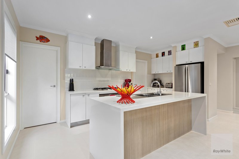 Photo - 10 Geranium Grove, Mernda VIC 3754 - Image 3