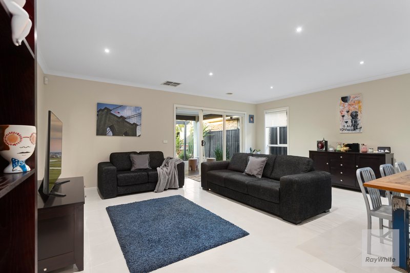 Photo - 10 Geranium Grove, Mernda VIC 3754 - Image 8