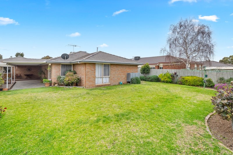 Photo - 10 Germander Court, Hoppers Crossing VIC 3029 - Image 16