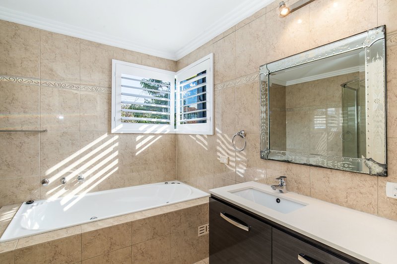 Photo - 10 Gertrude Street, Balgowlah Heights NSW 2093 - Image 12