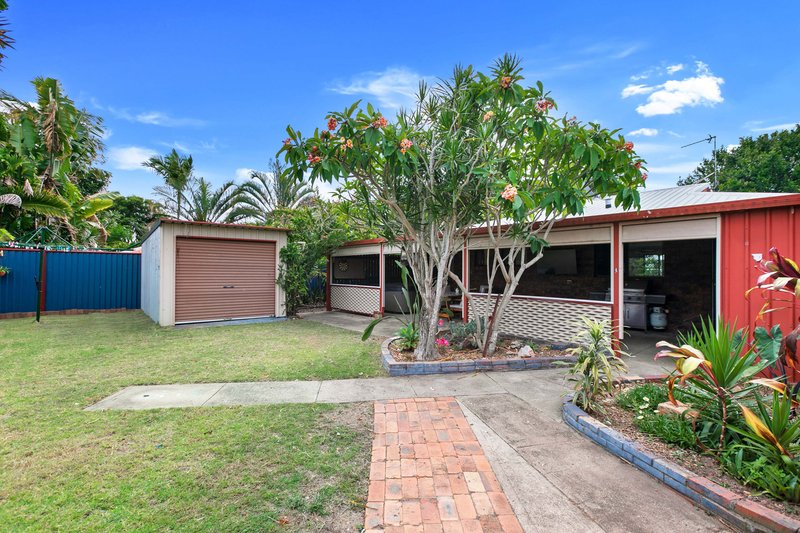 Photo - 10 Gibbs Street, Urangan QLD 4655 - Image 19