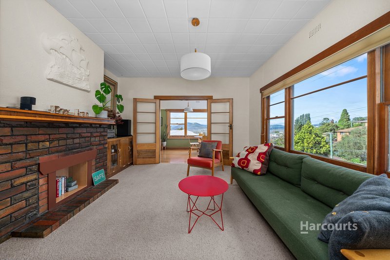 Photo - 10 Giblin Street, Lenah Valley TAS 7008 - Image 10