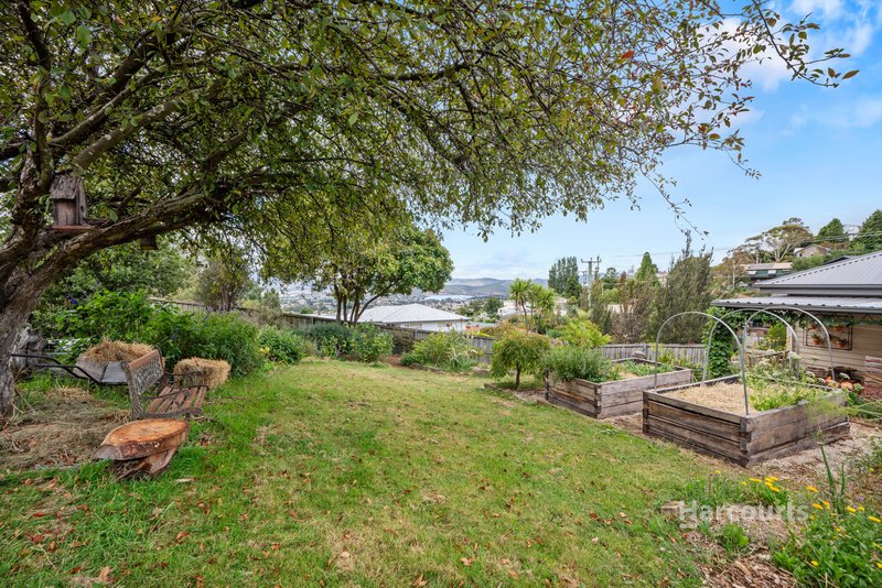 Photo - 10 Giblin Street, Lenah Valley TAS 7008 - Image 22