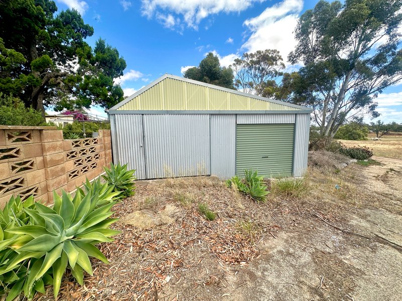 Photo - 10 Gilbert Avenue, Pinnaroo SA 5304 - Image 13