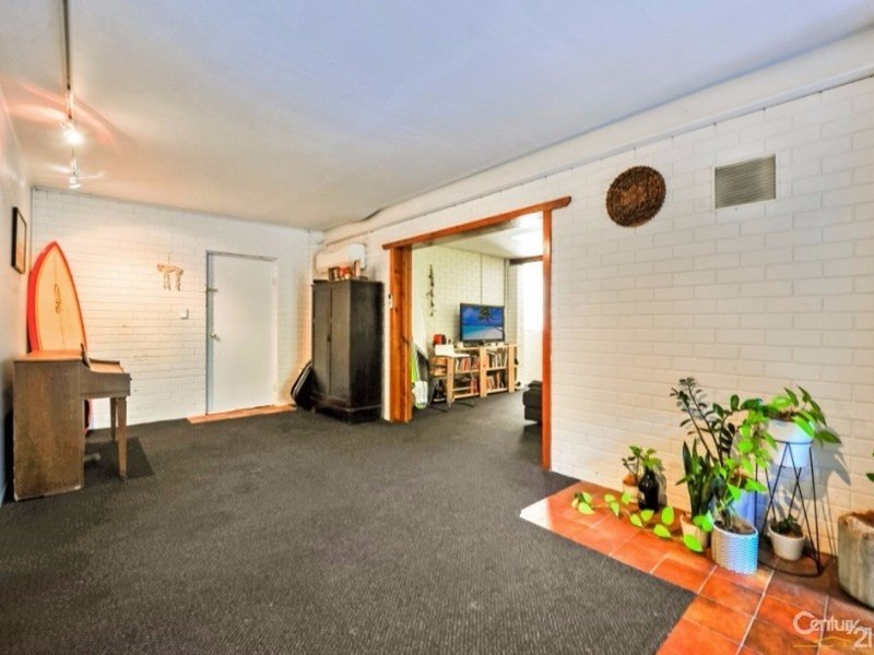 Photo - 10 Gilbert Street, Maroochydore QLD 4558 - Image 10