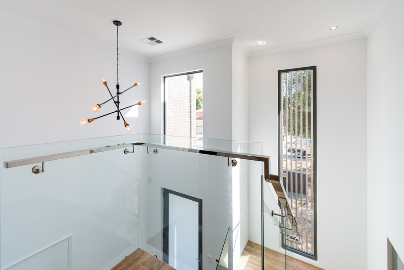 Photo - 10 Gillam Place, Dianella WA 6059 - Image 14