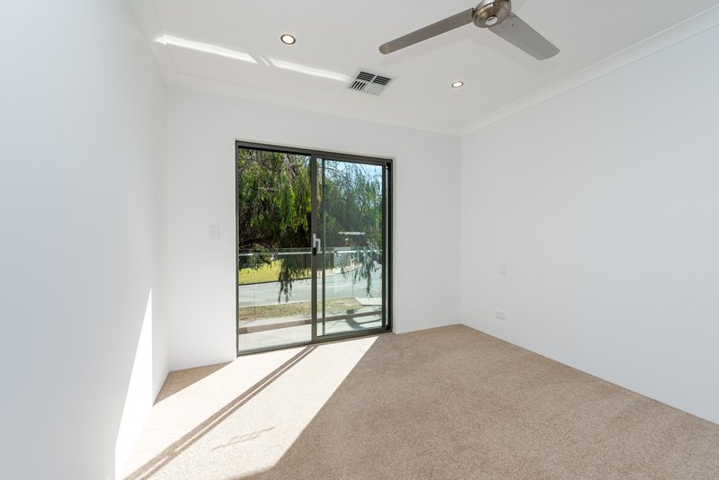 Photo - 10 Gillam Place, Dianella WA 6059 - Image 18