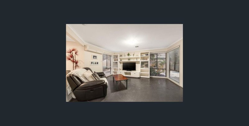 Photo - 10 Gilligans Court, Rowville VIC 3178 - Image 3