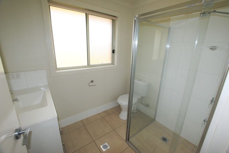 Photo - 10 Gillmartin Drive, Griffith NSW 2680 - Image 7