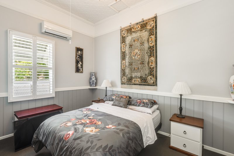 Photo - 10 Gladstone Street, Newtown QLD 4350 - Image 14