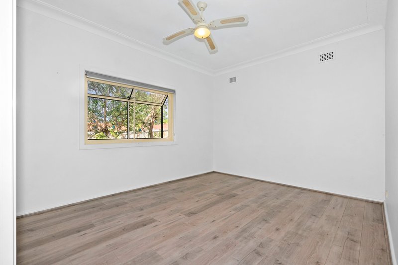 Photo - 10 Glamorgan Street, Blacktown NSW 2148 - Image 5