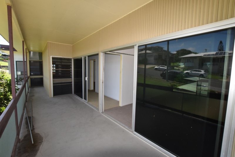 Photo - 10 Glegg Street, West Gladstone QLD 4680 - Image 7