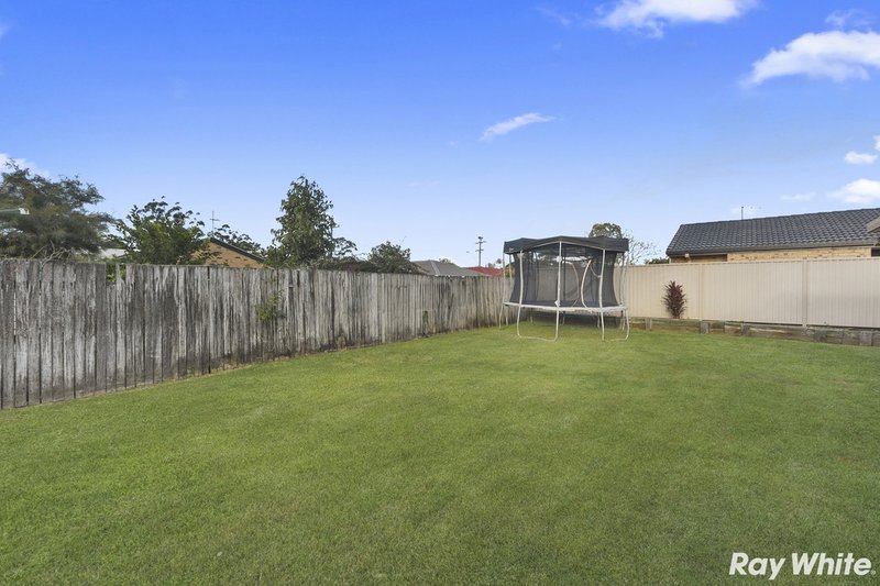 Photo - 10 Glen Street, Bray Park QLD 4500 - Image 11