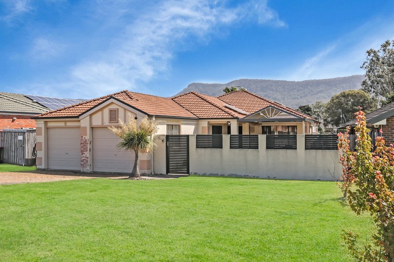 10 Glenwood Grove, Horsley NSW 2530