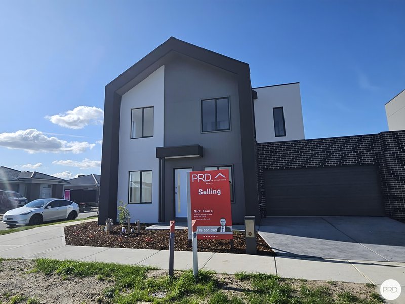 10 Glory Street, Clyde North VIC 3978