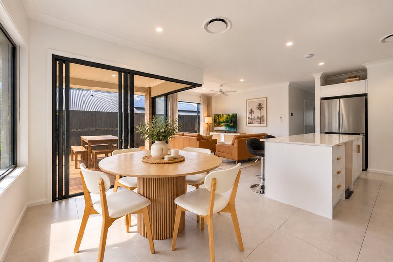 Photo - 10 Goal Crescent, Griffin QLD 4503 - Image 1