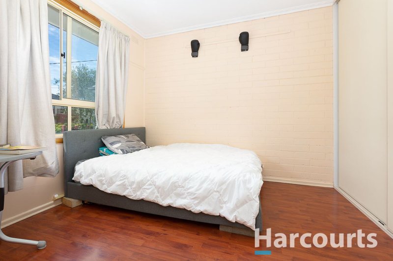 Photo - 10 Godfrey Crescent, Dandenong VIC 3175 - Image 6