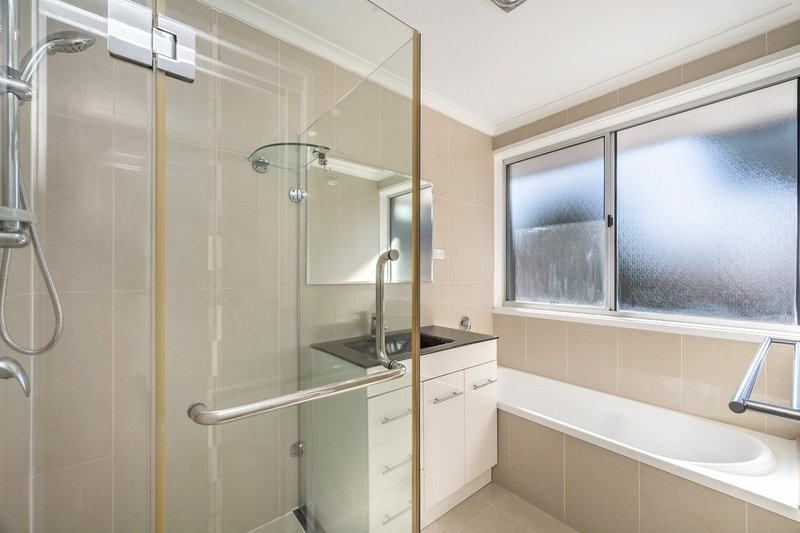 Photo - 10 Gollan Street, Evatt ACT 2617 - Image 12