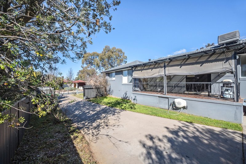 Photo - 10 Gollan Street, Evatt ACT 2617 - Image 15