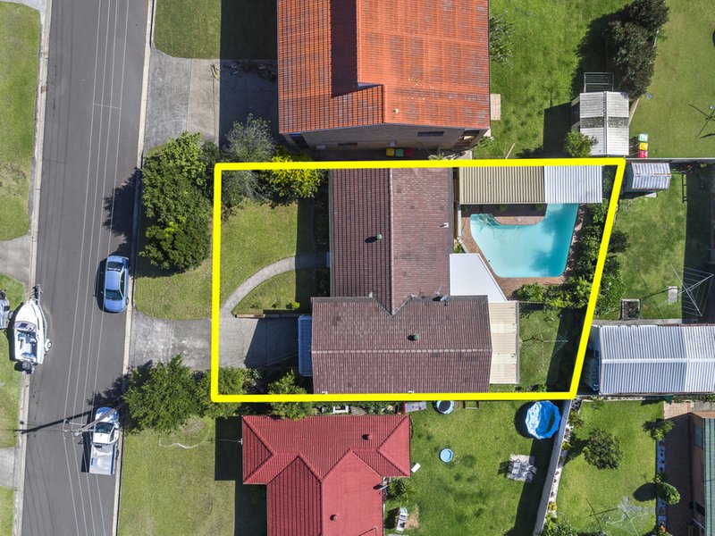 Photo - 10 Goolagong Circuit, Mount Warrigal NSW 2528 - Image 13