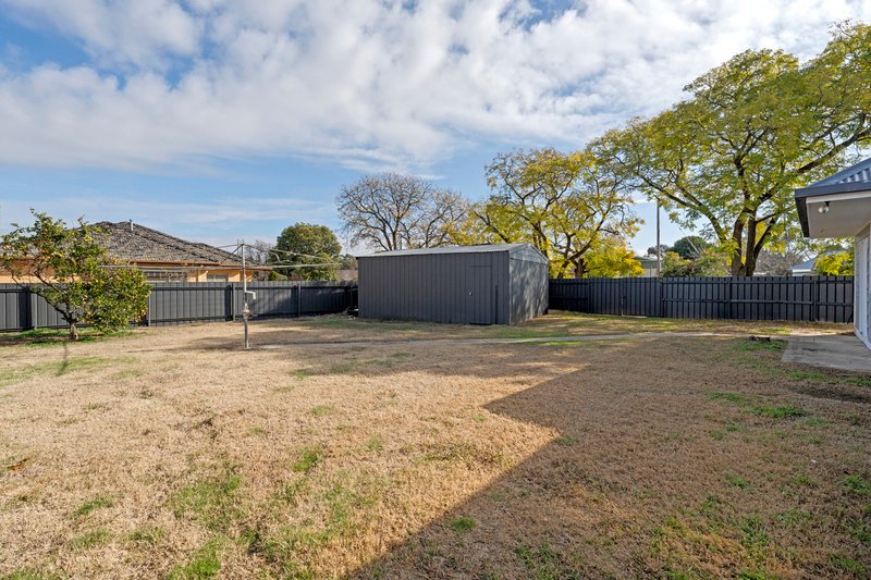 Photo - 10 Goomalibee Street, Benalla VIC 3672 - Image 13