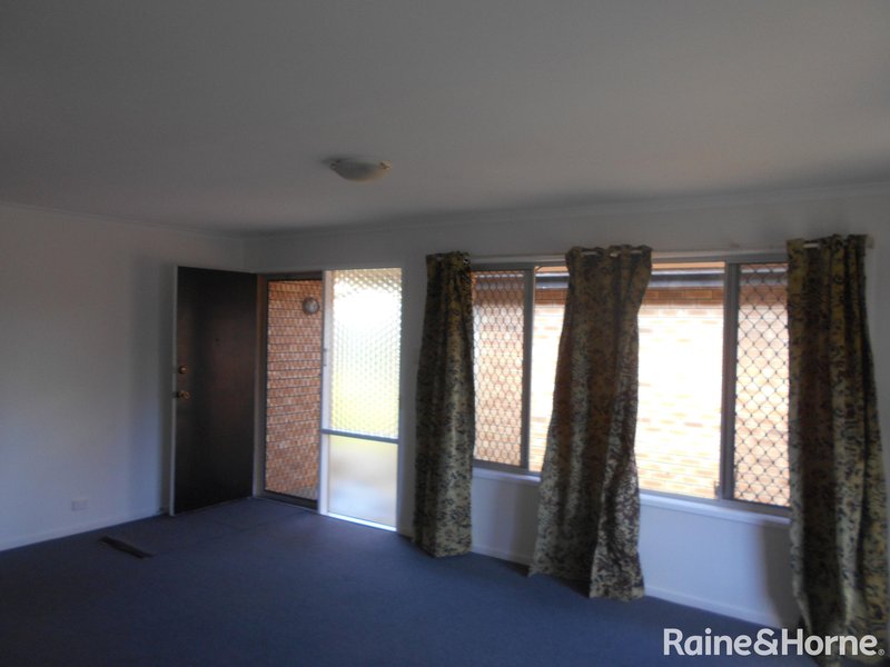 Photo - 10 Goorong Street, Sunnybank Hills QLD 4109 - Image 3