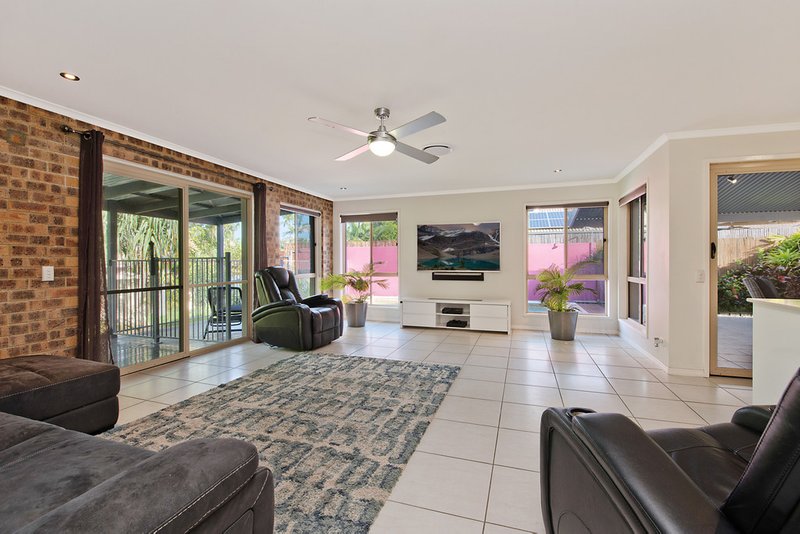 Photo - 10 Gossamer Drive, Buderim QLD 4556 - Image 5