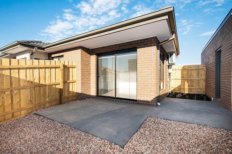 Photo - 10 Gottloh Street, Epping VIC 3076 - Image 6