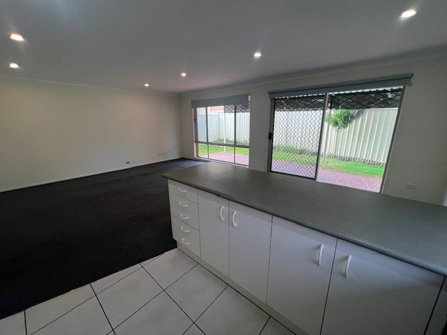 Photo - 10 Gould Street, West Hoxton NSW 2171 - Image 6