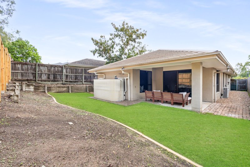 Photo - 10 Goundry Drive, Holmview QLD 4207 - Image 15