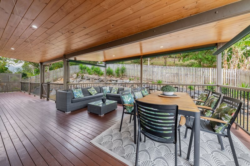 Photo - 10 Grace Avenue, Cannonvale QLD 4802 - Image 4