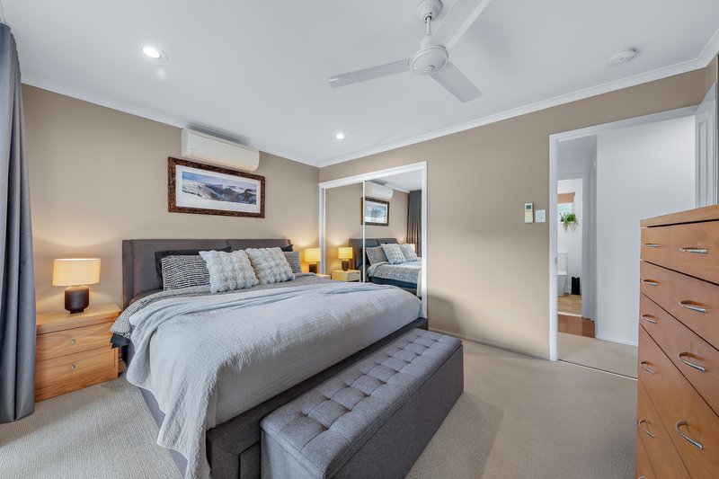 Photo - 10 Grace Avenue, Cannonvale QLD 4802 - Image 10
