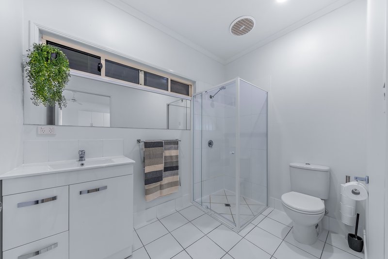 Photo - 10 Grace Avenue, Cannonvale QLD 4802 - Image 21