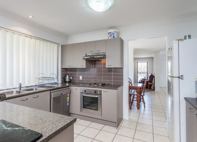 Photo - 10 Grace Court, Mango Hill QLD 4509 - Image 2