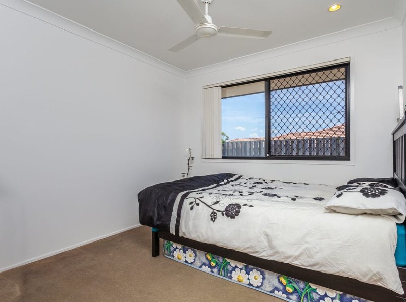 Photo - 10 Grace Court, Mango Hill QLD 4509 - Image 6