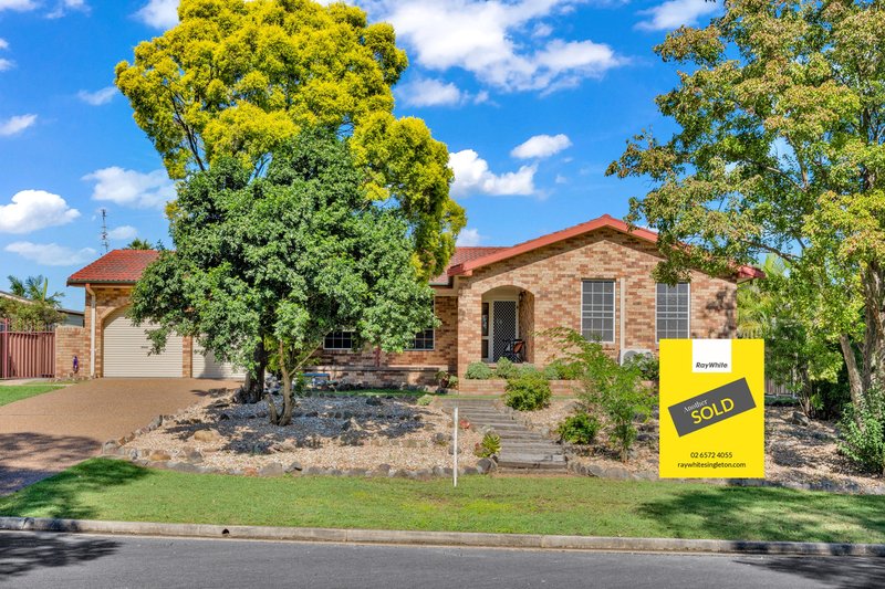 10 Grainger Crescent, Singleton NSW 2330